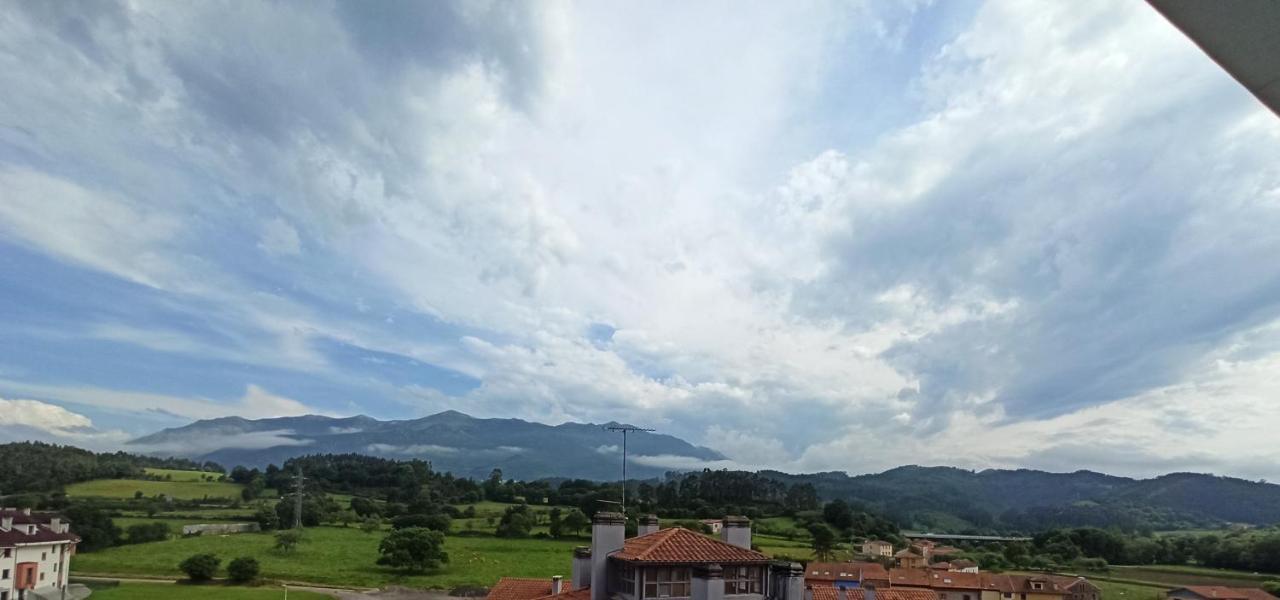 Duplex Con Vistas Al Picu Pienzu, Colunga Apartman Kültér fotó